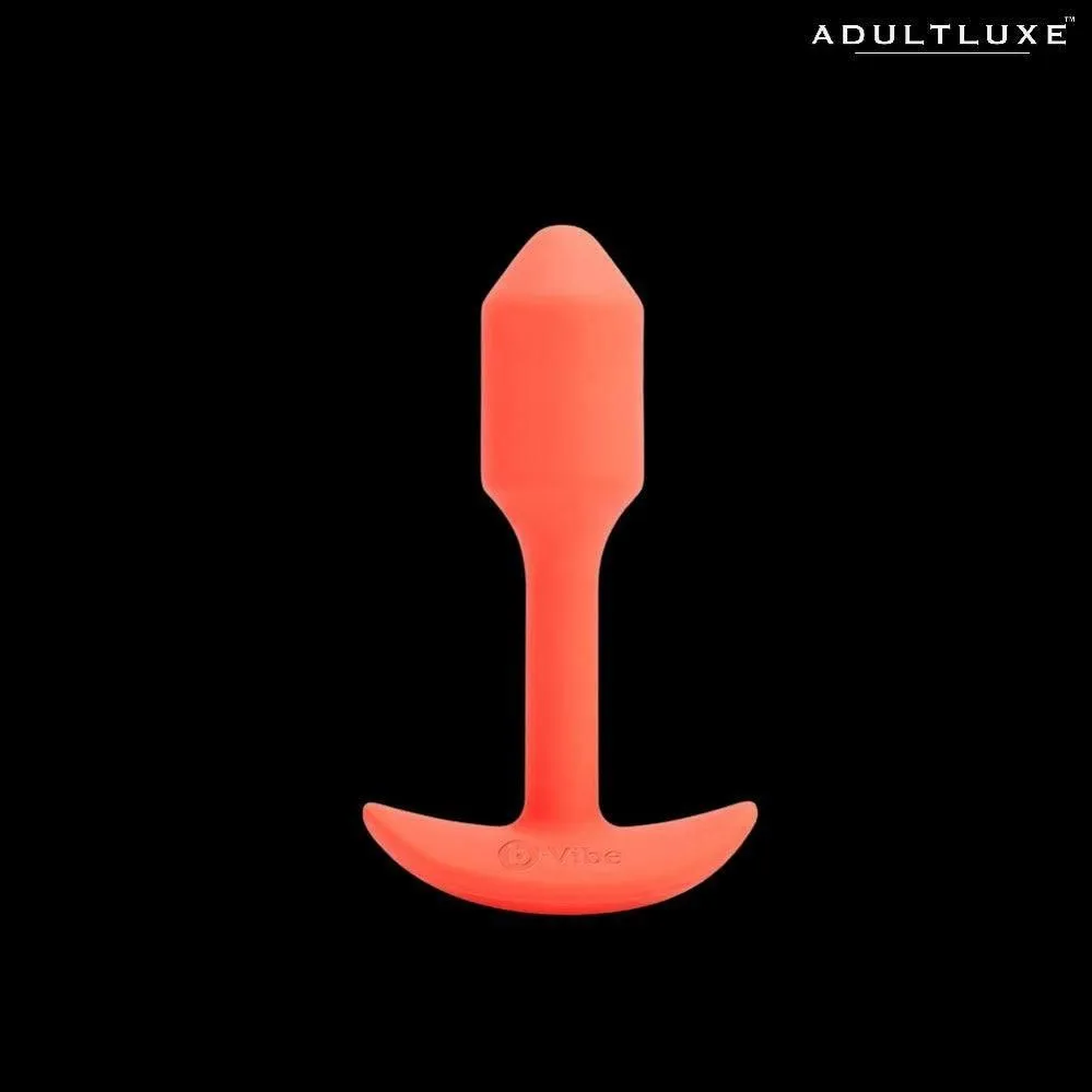 B-Vibe Vibrating Snug Plug 1