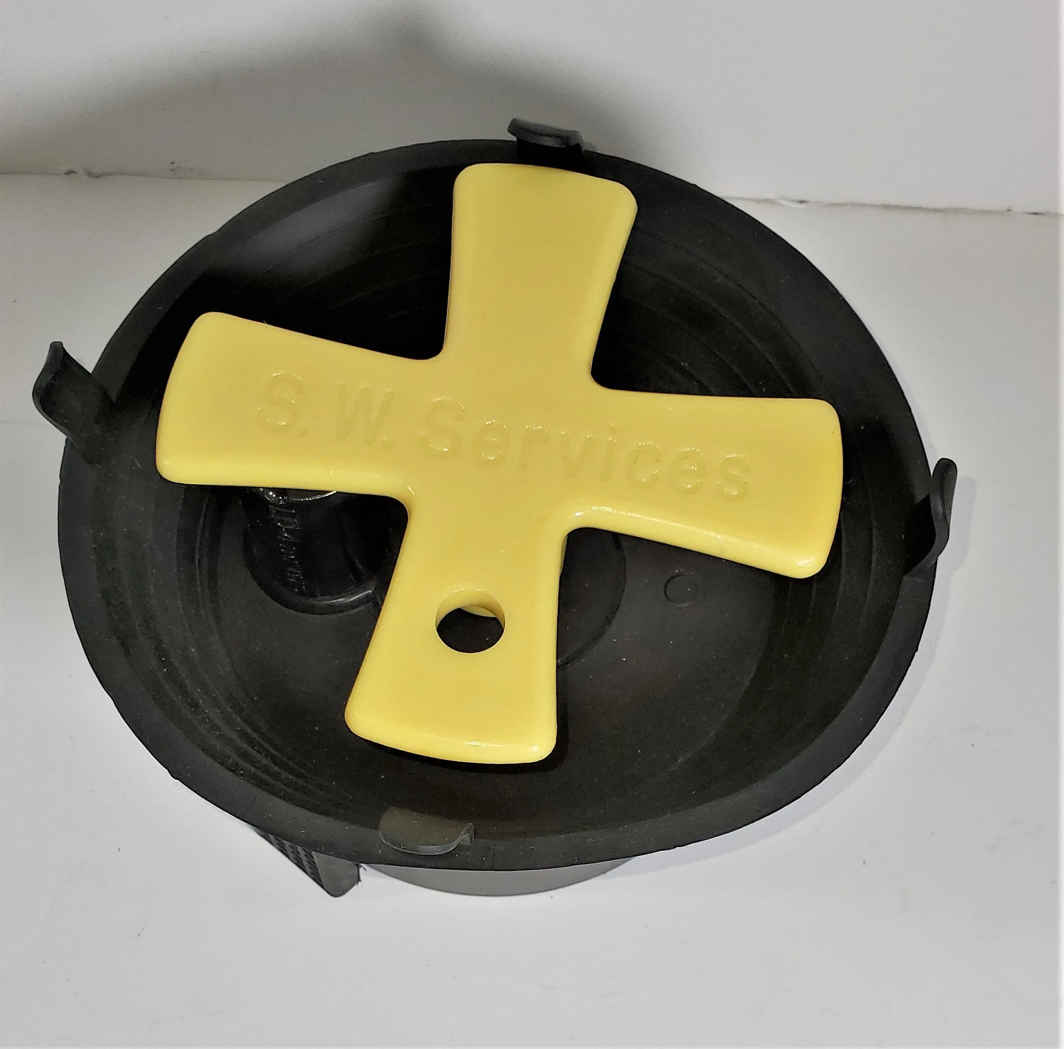 Debris Cap for Natural Gas Valve Boxes (Stock)