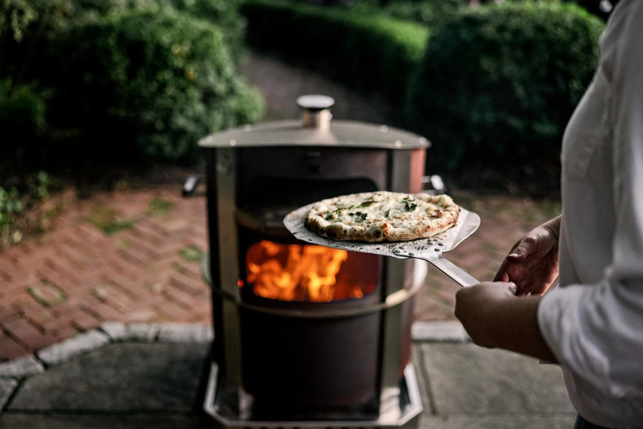 Live-Fire Pizza Oven Bundle