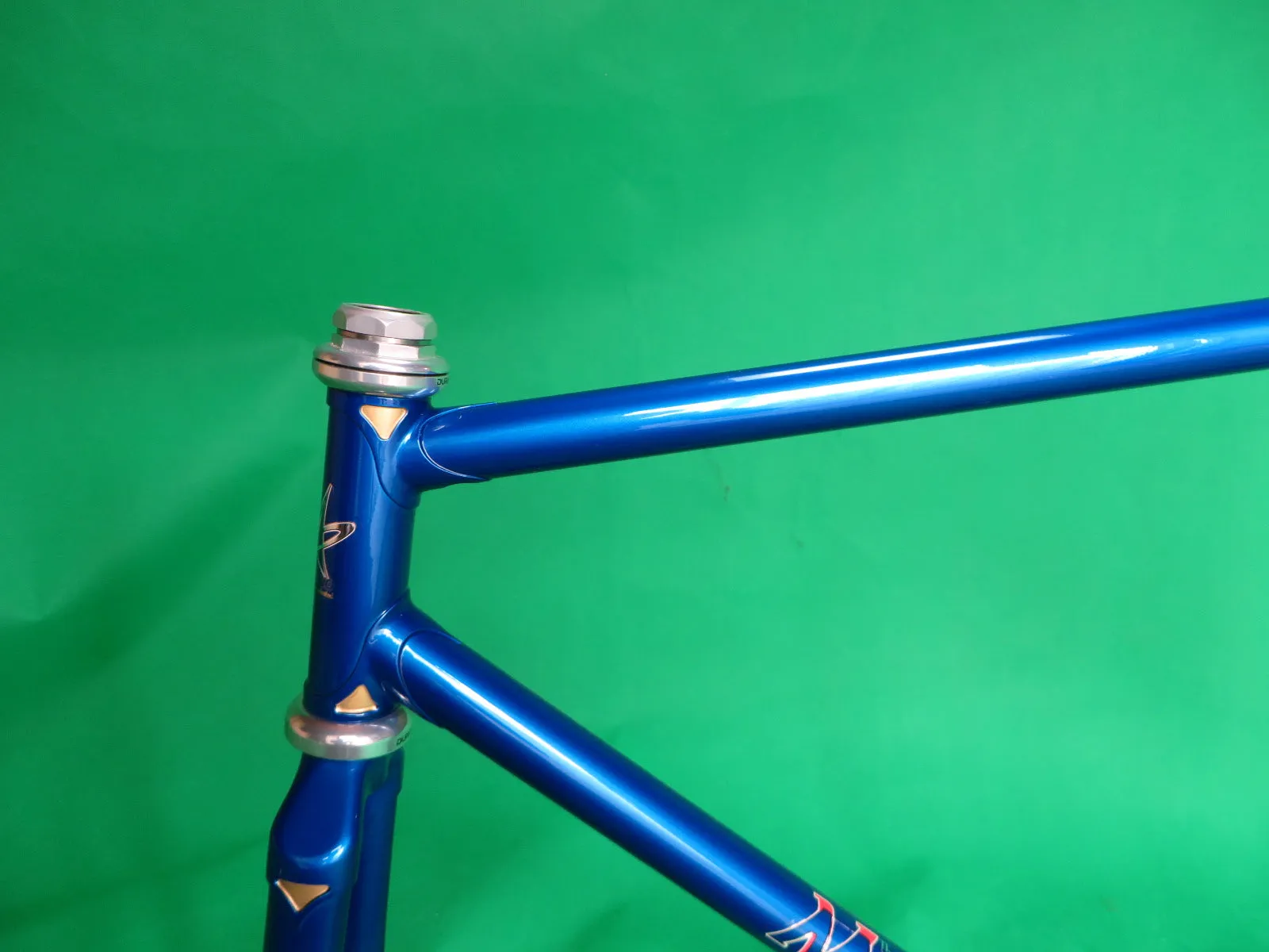 Makino  // Deep Blue Metallic with Clear Black Fade // 53cm